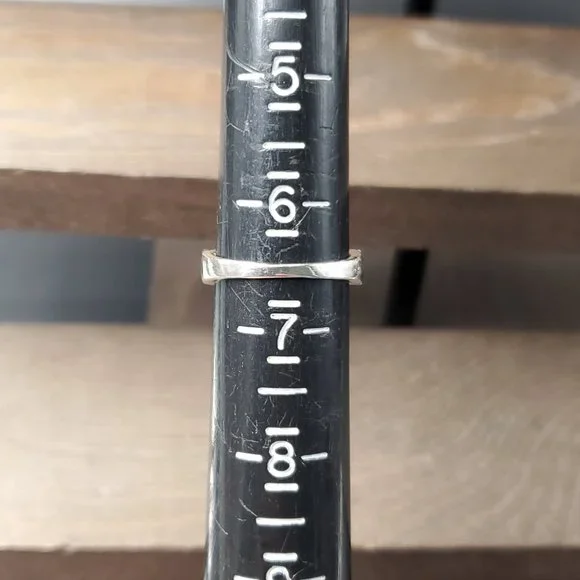 Size 6.5 Sterling Silver Stunning Red Orange Cubic Zirconia Gem Ring - Picture 6 of 8